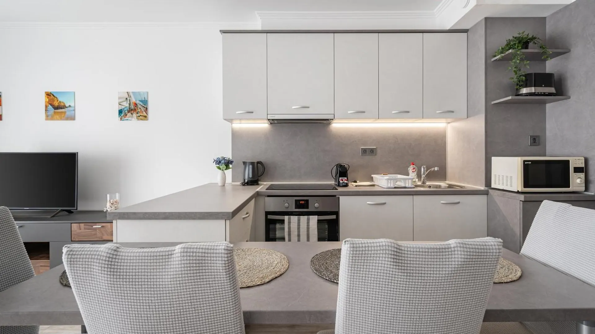 Mystic Meadows Apartment Budapest